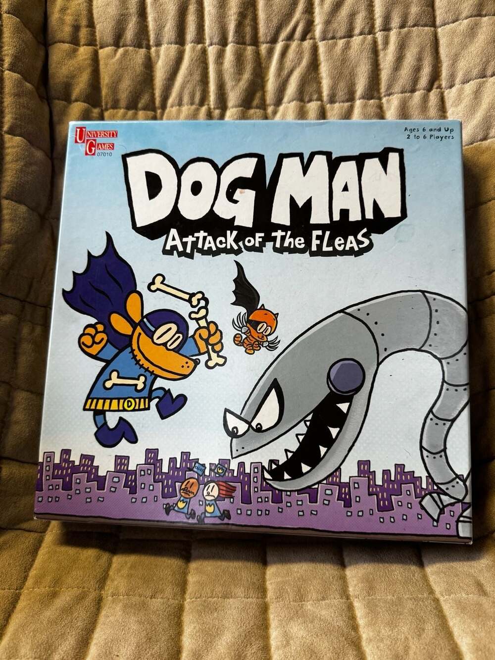 NEW Dog Man Attack of the Fleas Board Game University Games Sealed